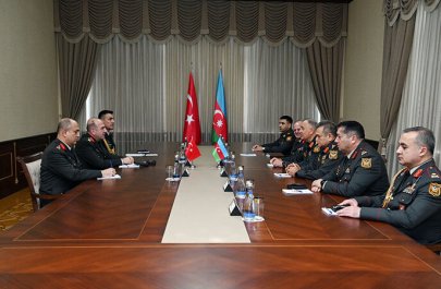 17-ci Azərbaycan-Türkiyə Yüksək Səviyyəli Hərbi Dialoq İclası davam edir - FOTO