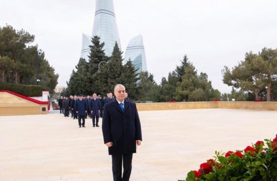 DTX-nin əməkdaşları Şəhidlər xiyabanını ziyarət etdilər - FOTO/VİDEO