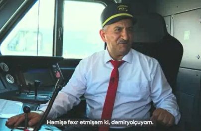 30 ilin maşinistinin sərnişinlərə çağırışı - VİDEO
