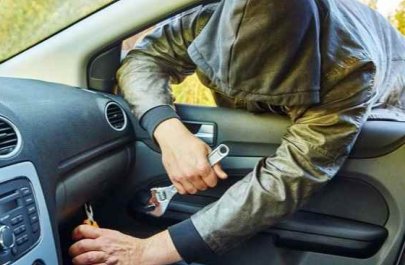 Bakıda avtomobillərdən oğurluq edən şəxs saxlanıldı - VİDEO