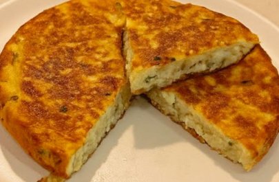 Köhnə çörəkdən pendirli börək resepti