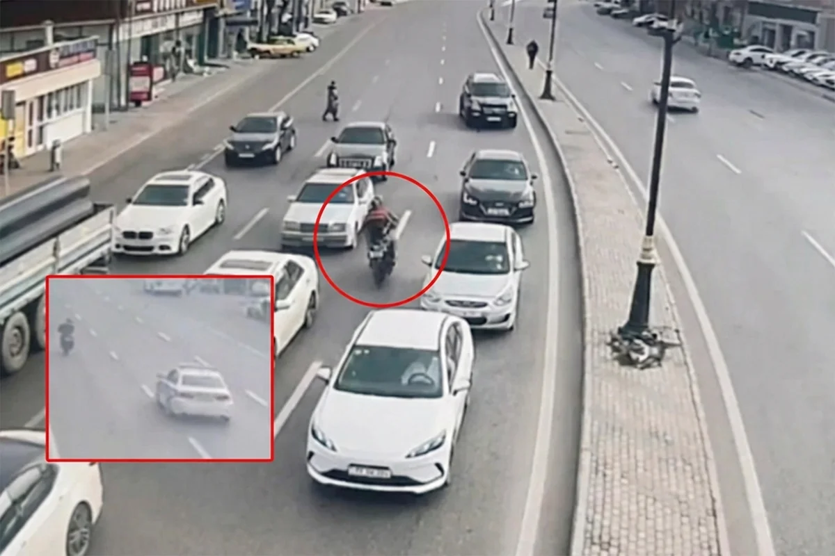 В Баку мотоциклист совершил автохулиганство - ВИДЕО