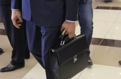 Yüksək vəzifəyə təyinatı gözlənilən Camalov bu məmurun oğlu imiş - FOTOLAR