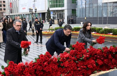 MEDİA-nın kollektivi 