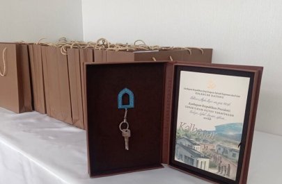 Kəlbəcər şəhərinə yola salınan köç ünvana çatdı - FOTO