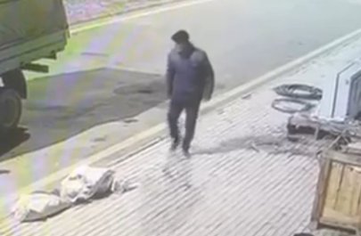 Qəzada ölən şəxsin kimliyi müəyyən edildi - VİDEO - YENİLƏNİB