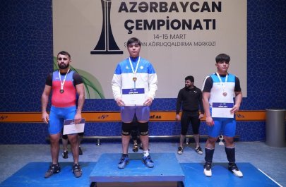 Ağırlıqqaldırma üzrə Azərbaycan çempionatına yekun vuruldu - FOTO