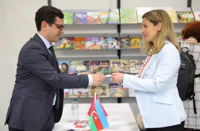 Ölkəmiz Boloniyada beynəlxalq sərgidə təmsil olunur - FOTOLAR