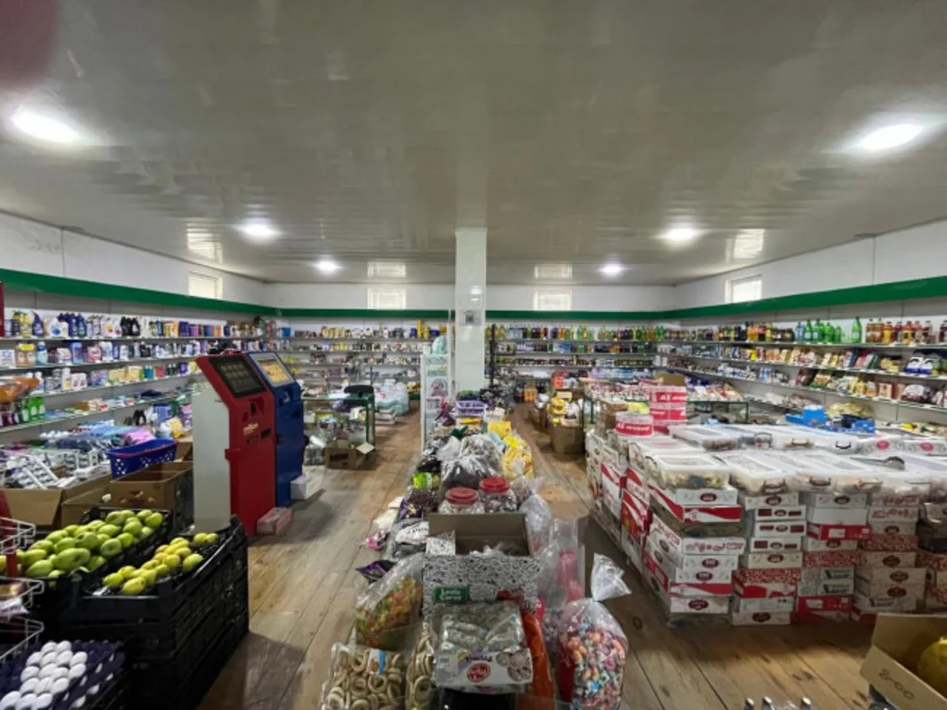 Neftçalada marketdə istehlaka yararsız məhsullar aşkarlanıb - FOTO