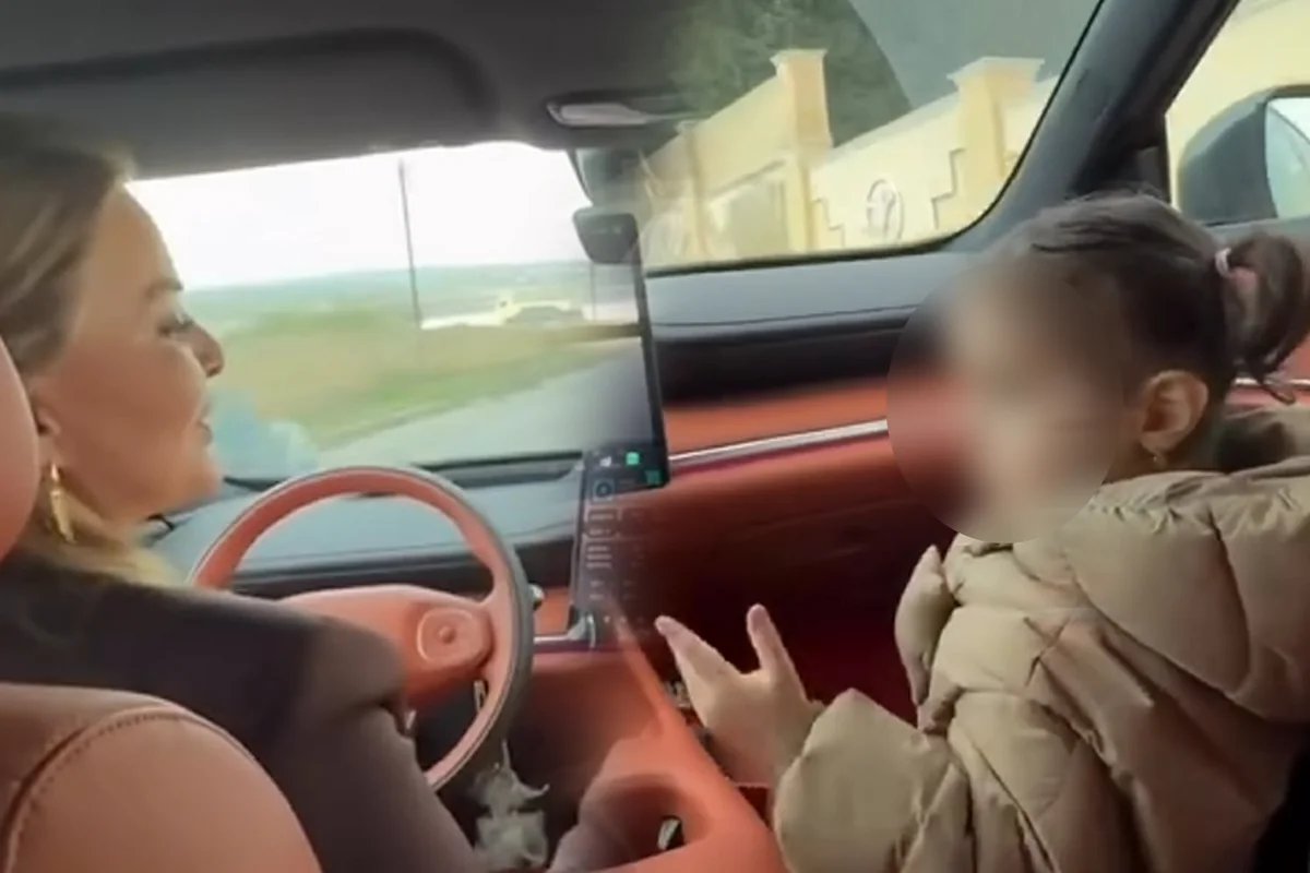 Заведующая детским садом подвергла жизнь своего ребёнка опасности - ВИДЕО