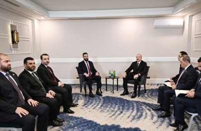 İlham Əliyev Antalyada Suriyanın keçid dövrü Prezidenti ilə görüşdü - FOTO