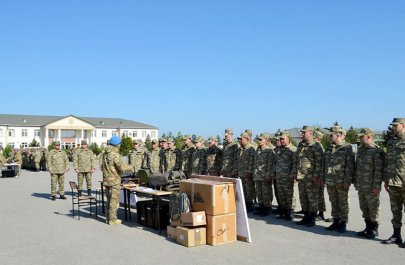 Hərbi vəzifəlilərlə təlim toplanışı başlayıb - FOTO