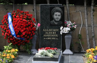 Milli Qəhrəman Albert Aqarunovun xatirəsi yad edilib - FOTO