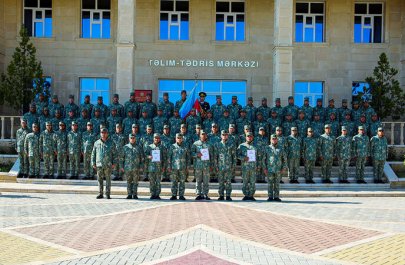 “Müddətdən artıq həqiqi hərbi xidmət hərbi qulluqçularının hazırlığı kursu”nun növbəti buraxılış mərasimi keçirilib - FOTO/VİDEO