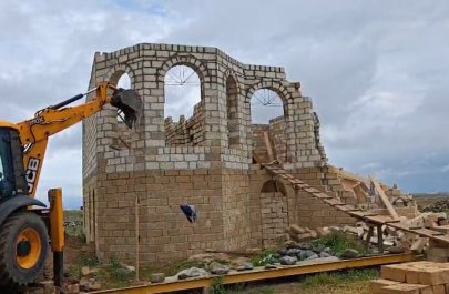 Gəncədə qanunsuz tikililər söküldü - FOTO/ VİDEO