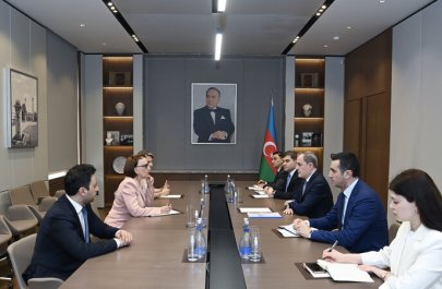Ceyhun Bayramov Rebeka Qrinspanla görüşüb - FOTO