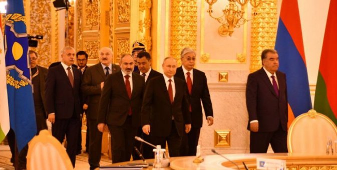 Baza: Пашинян просил Путина ввести войска ОДКБ в Армению, но получил отказ