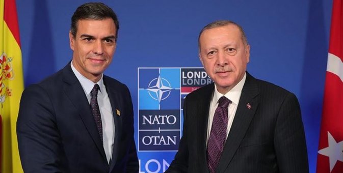 Эрдоган обсудил с премьером Испании сотрудничестве в сфере оборонной промышленности