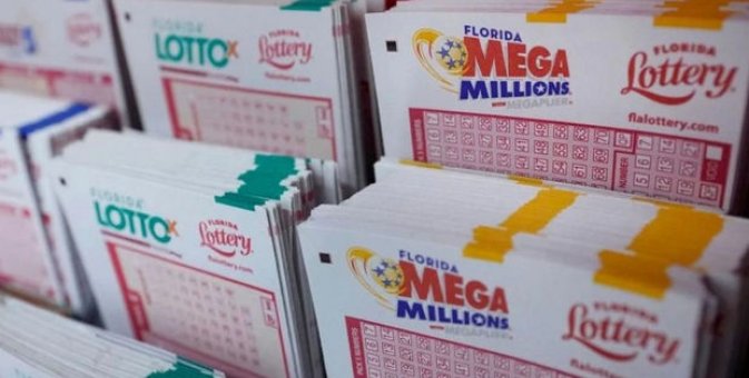 В США неизвестный счастливчик выиграл 1,13 млрд долларов в лотерею - ФОТО
