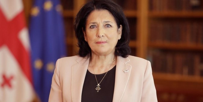 Президент Грузии выразила поддержку протестующим в Тбилиси