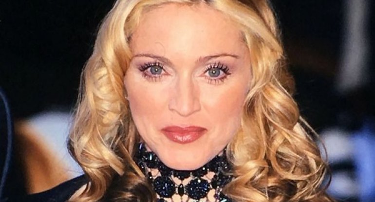 Madonna afrikalı uşaqların ticarəti və cinsi istismarda ittiham olunur - FOTO